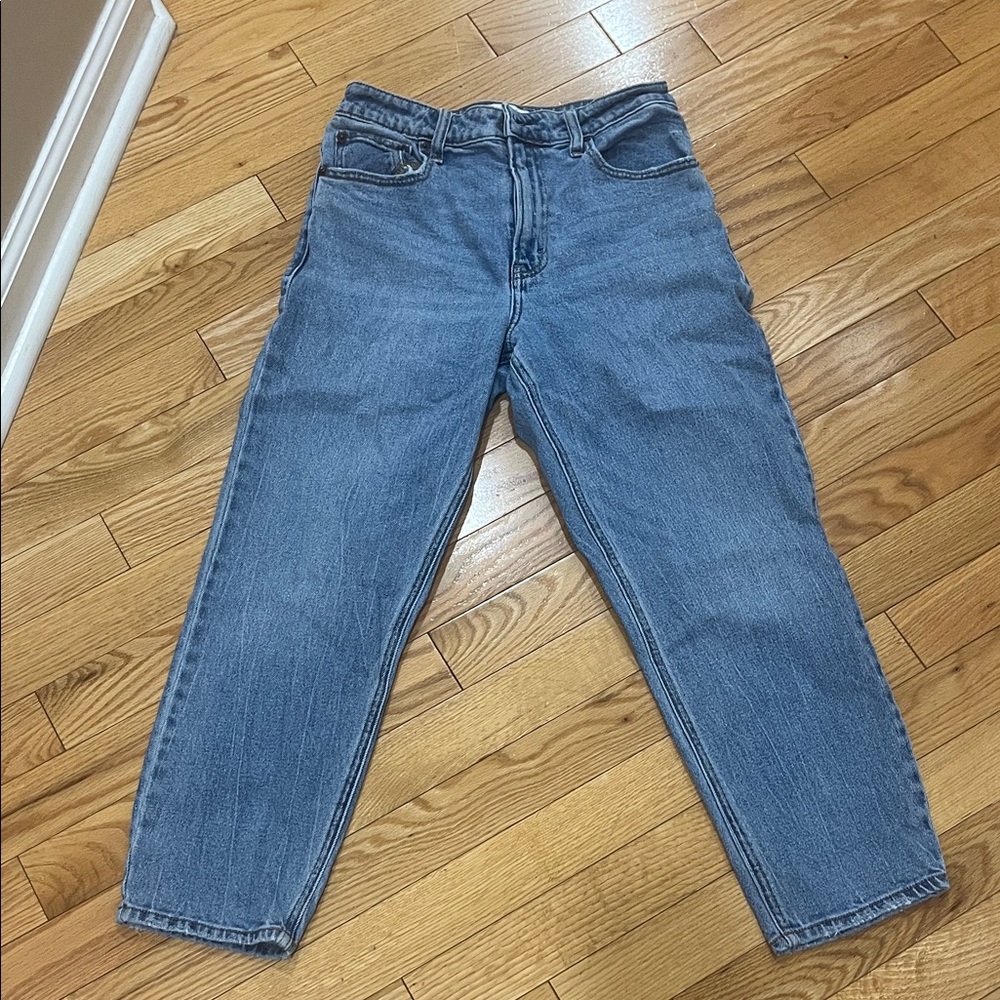 Abercrombie & Fitch Relaxed Fit Blue Jeans